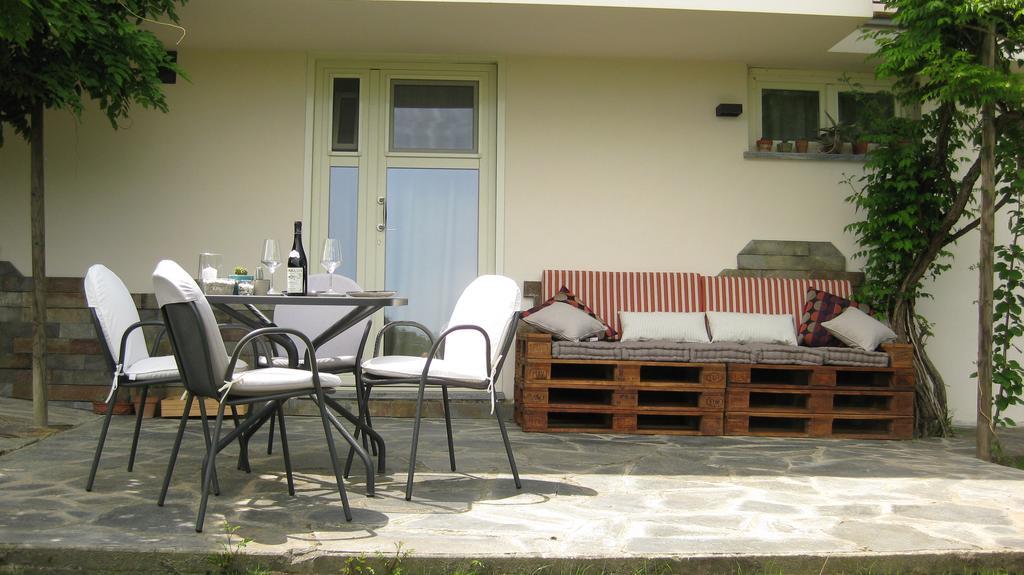 Holiday Home Cannubi In Barolo Exterior photo
